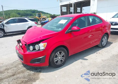2015 Chevrolet Sonic Lt Auto z USA, uszkodzony, nr VIN 1G1JC5SG5F4144589